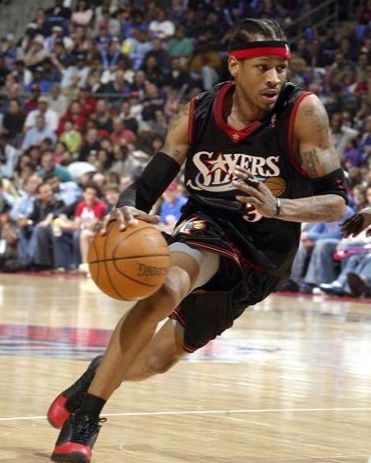 热刺旧将：弗兰克每隔五分钟就改变战术，澳波更有魄力（热刺旧将：弗兰克五分钟一变招，澳波更显魄力）