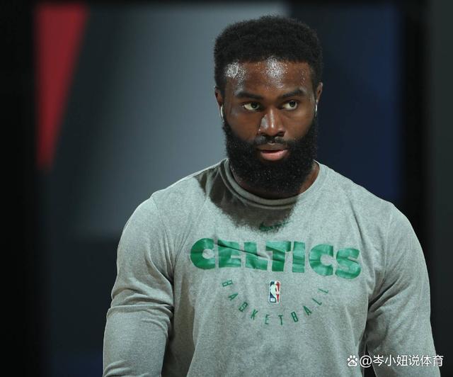 巴萨生死战来袭，法兰克福隐藏致命危机！（巴萨生死战将至，法兰克福暗藏致命隐患）