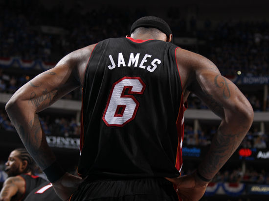 经典回顾：姆总大战哈兰德，上赛季皇马总比分6-3淘汰曼城（重温名战：姆总对飙哈兰德，皇马上季总比分6-3击退曼城）