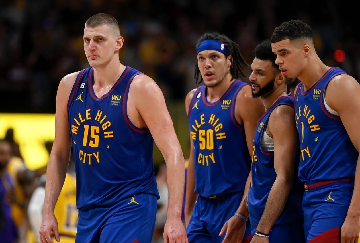 挪威后卫：中场休息时哈兰德让我们多传中，最后奏效了（挪威后卫透露：半场时哈兰德要求加强传中，最终起效）