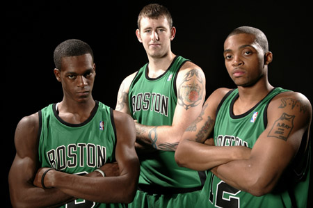 环足奖年度最佳总监候选：坎波斯、爱德华兹&理查德-休斯在列（环足奖年度最佳总监候选名单出炉：坎波斯、爱德华兹与理查德-休斯入围）