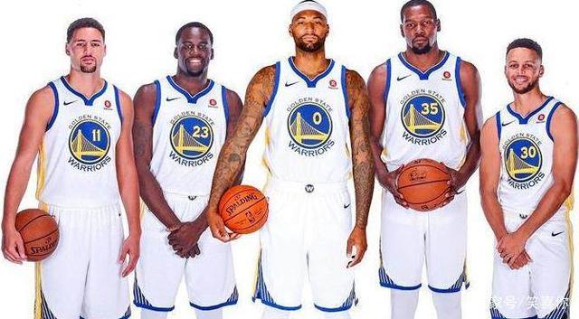 队报：巴黎有意埃里克-加西亚，可能在冬窗行动（队报：巴黎看中埃里克-加西亚，冬窗或将出手）