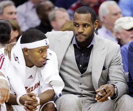 盘点最经典的篮球战术布置（回顾篮球史上最经典的战术布置）